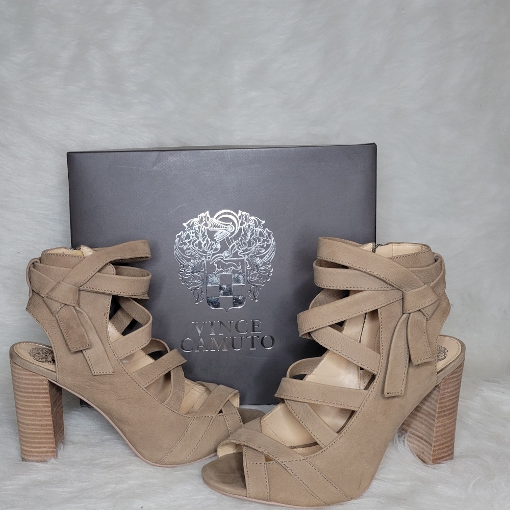 Vince Camuto Taupe Sammson Suede Crisscross Block Heel Sandal Size: 8.5